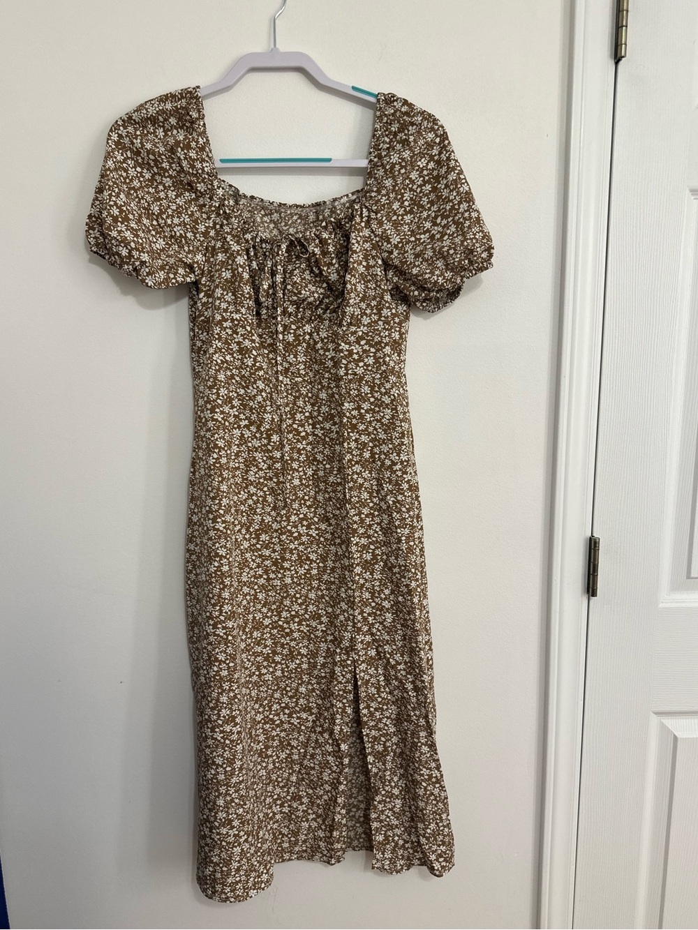 NWOT Temu Women’s Brown Floral Midi Dress